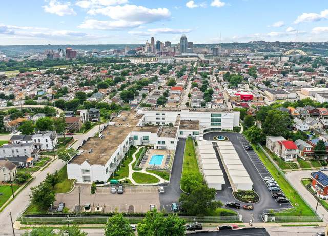 Property at 120 Main St Apt , 304, Newport, KY 41071, 2 beds, 2.5 baths