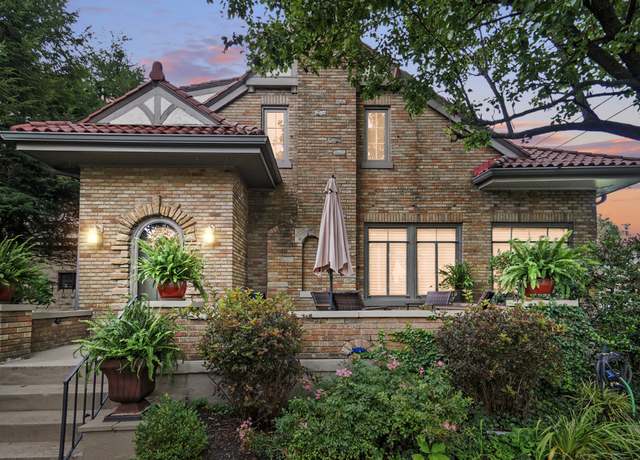 Property at 511 Park Ave, Newport, KY 41071, 4 beds, 3 baths