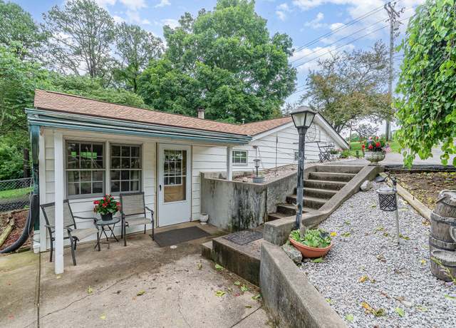 Property at 575 Sugar Creek Rd, Dry Ridge, KY 41035, 3 beds, 1 bath