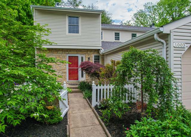 Property at 1003 Parkcrest Ln, Park Hills, KY 41011, 3 beds, 3 baths