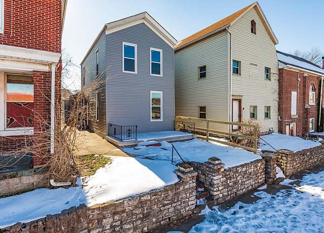 Property at 233 Oak St, Ludlow, KY 41016, 3 beds, 2 baths