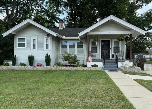 Property at 214 Lake St, Ludlow, KY 41016, 2 beds, 2 baths