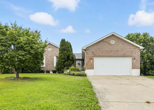 Property at 1 Ridgeport Dr, Covington, KY 41017, 4 beds, 2 baths