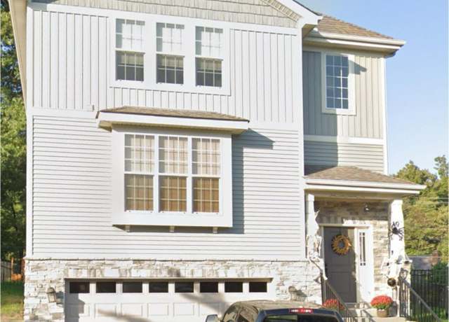 Property at 911 Terrace Dr, Park Hills, KY 41011, 4 beds, 3 baths