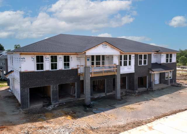 Property at 524 Tristan Ln, Florence, KY 41042, 2 beds, 2 baths