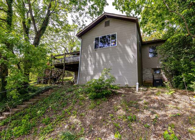 Property at 407 Electric Ave, Southgate, KY 41071, 2 beds, 1 bath