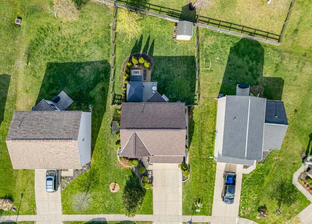 Property at 9741 Summerwind Ct, Alexandria, KY 41001, 3 beds, 2.5 baths