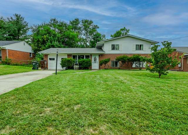 Property at 9 Juarez Cir, Covington, KY 41017, 3 beds, 1.5 baths