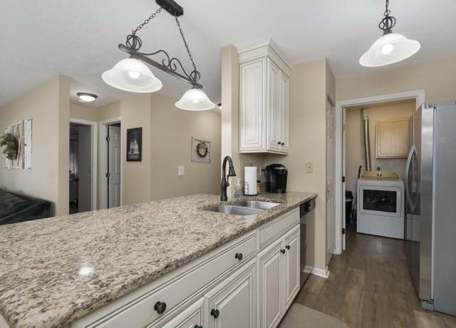 Property at 2199 Teal Briar Ln #103, Burlington, KY 41005, 2 beds, 2 baths