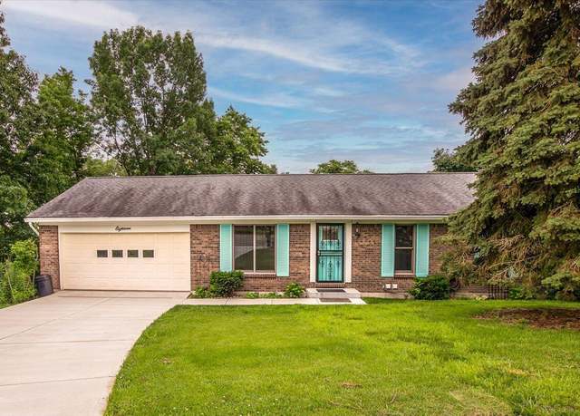 Property at 18 Malibu Dr, Highland Heights, KY 41076, 4 beds, 2 baths