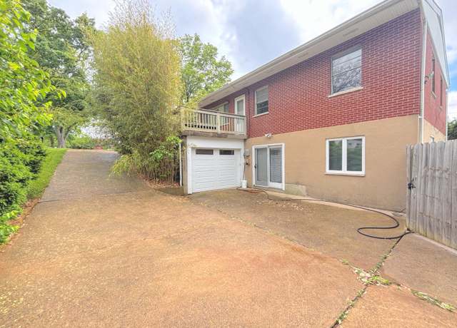 Property at 1014 Blossom Dr, Cold Spring, KY 41076, 4 beds, 2 baths