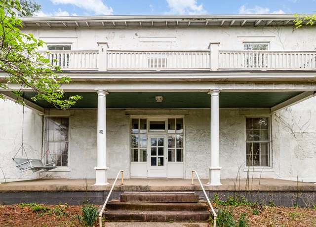 Property at 20 Forest Ave, Erlanger, KY 41018, 6 beds, 3.5 baths