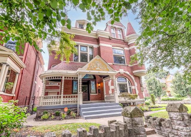 Property at 306 Overton St, Newport, KY 41071, 4 beds, 2.5 baths