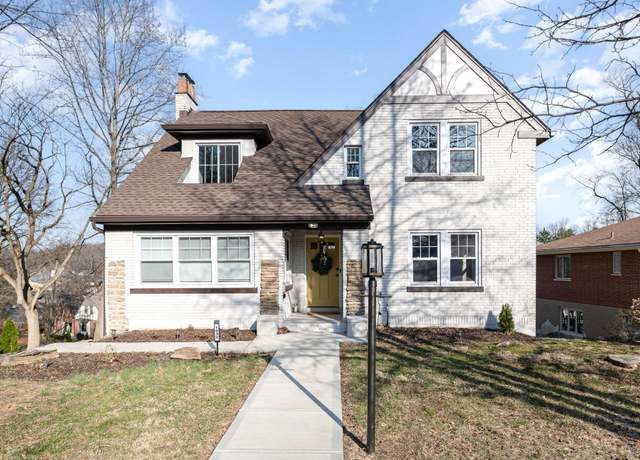 Property at 1032 Lawton Rd, Park Hills, KY 41011, 3 beds, 2.5 baths