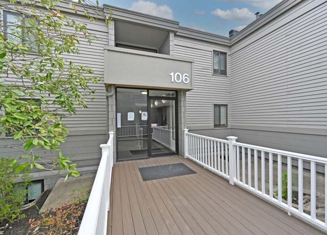 Property at 106 Winding Way Unit E, Covington, KY 41011, 2 beds, 2 baths