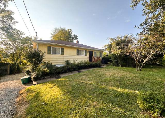 Property at 5924 Greenview Rd, Florence, KY 41042, 3 beds, 1 bath