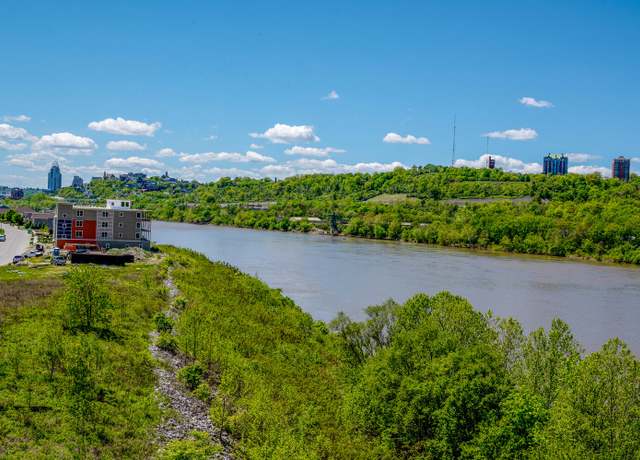 Property at 747 Manhattan Blvd #304, Dayton, KY 41074, 2 beds, 2.5 baths