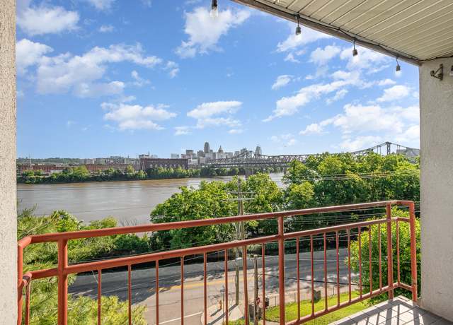 Property at 902 Vernon Pl, Covington, KY 41016, 2 beds, 2 baths