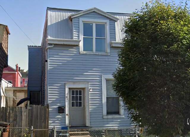 Property at 406 W 10th St, Newport, KY 41071, 3 beds, 1 bath