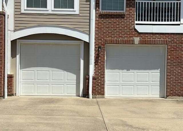 Property at 80 Parkside Dr, Florence, KY 41042, 2 beds, 2 baths