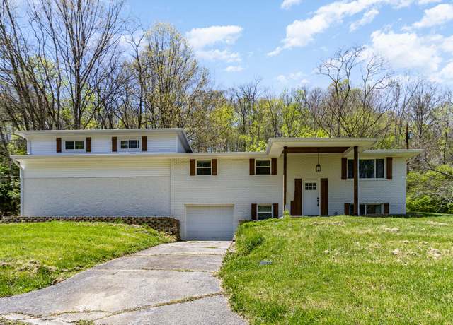 Property at 2433 Holdsbranch Rd, Fort Mitchell, KY 41017, 5 beds, 3 baths