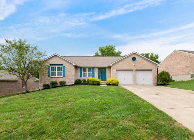 Property at 3003 Monarch Dr, Burlington, KY 41005, 4 beds, 3 baths