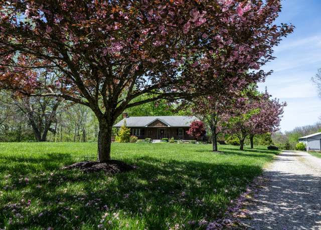 Property at 9917 E Bend Rd, Burlington, KY 41005, 3 beds, 3 baths