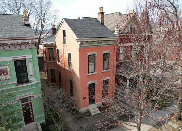 Property at 606 Monroe St, Newport, KY 41071, 3 beds, 2 baths