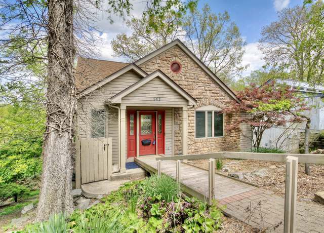 Property at 142 Ridgeway Ave, Fort Thomas, KY 41075, 3 beds, 2.5 baths