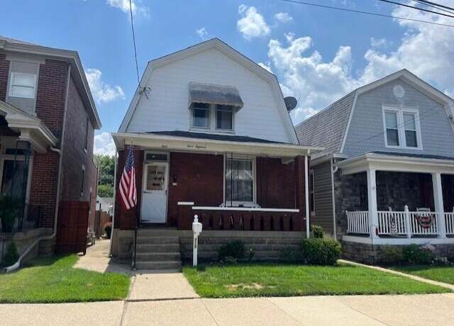 Property at 318 Walnut St, Bellevue, KY 41073, 2 beds, 1.5 baths