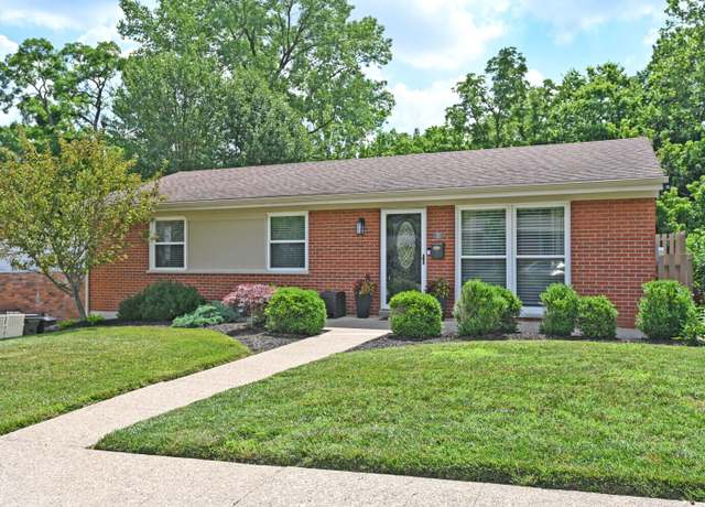 Property at 42 Daisy Ln, Fort Thomas, KY 41075, 3 beds, 2 baths