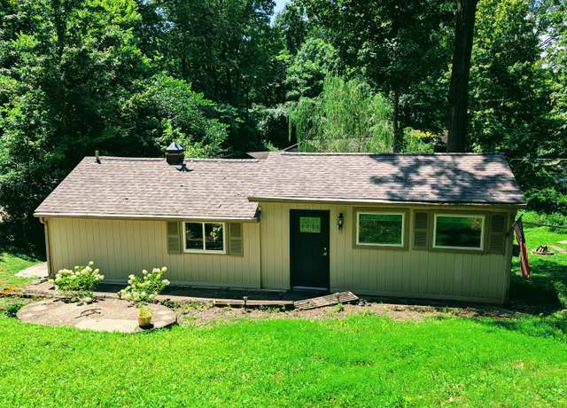 Property at 13 Boone Lake Cir, Walton, KY 41094, 1 bed, 1 bath