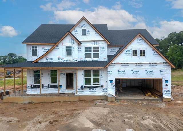 Property at 1500 Crystal Rim Ct, Hebron, KY 41048, 5 beds, 4.5 baths
