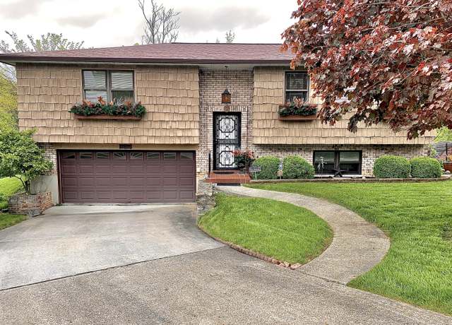 Property at 57 E Kimberly Dr, Fort Thomas, KY 41075, 3 beds, 2.5 baths