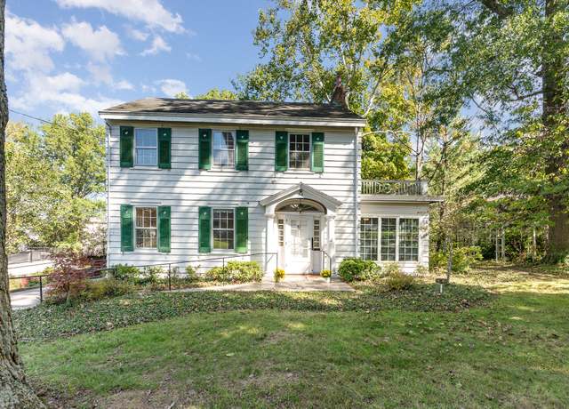 Property at 34 Beechwood Rd, Fort Mitchell, KY 41017, 4 beds, 2.5 baths