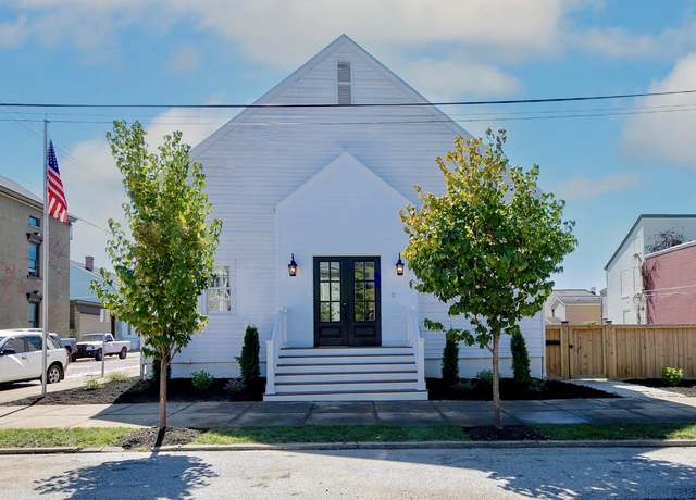 Property at 338 E 9th St, Newport, KY 41071, 3 beds, 2.5 baths