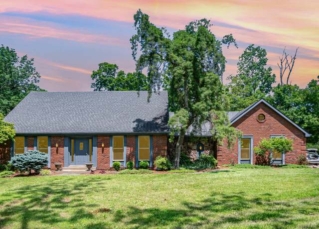 Property at 8511 Kroth Ln, Union, KY 41091, 3 beds, 2.5 baths