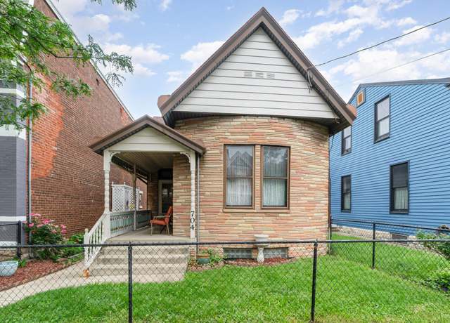 Property at 704 E 9th St, Newport, KY 41071, 3 beds, 1 bath