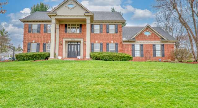 Photo of 8232 Woodcreek Dr, Florence, KY 41042