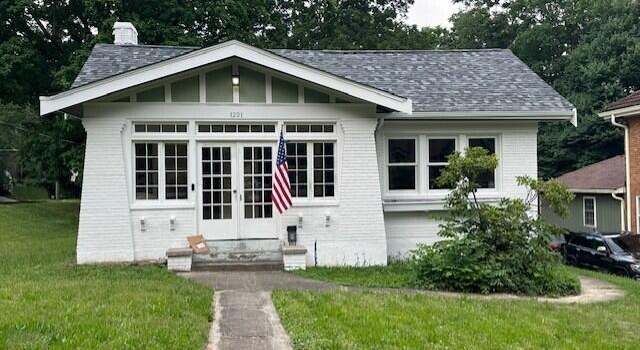 Photo of 1201 Audubon Rd, Park Hills, KY 41011