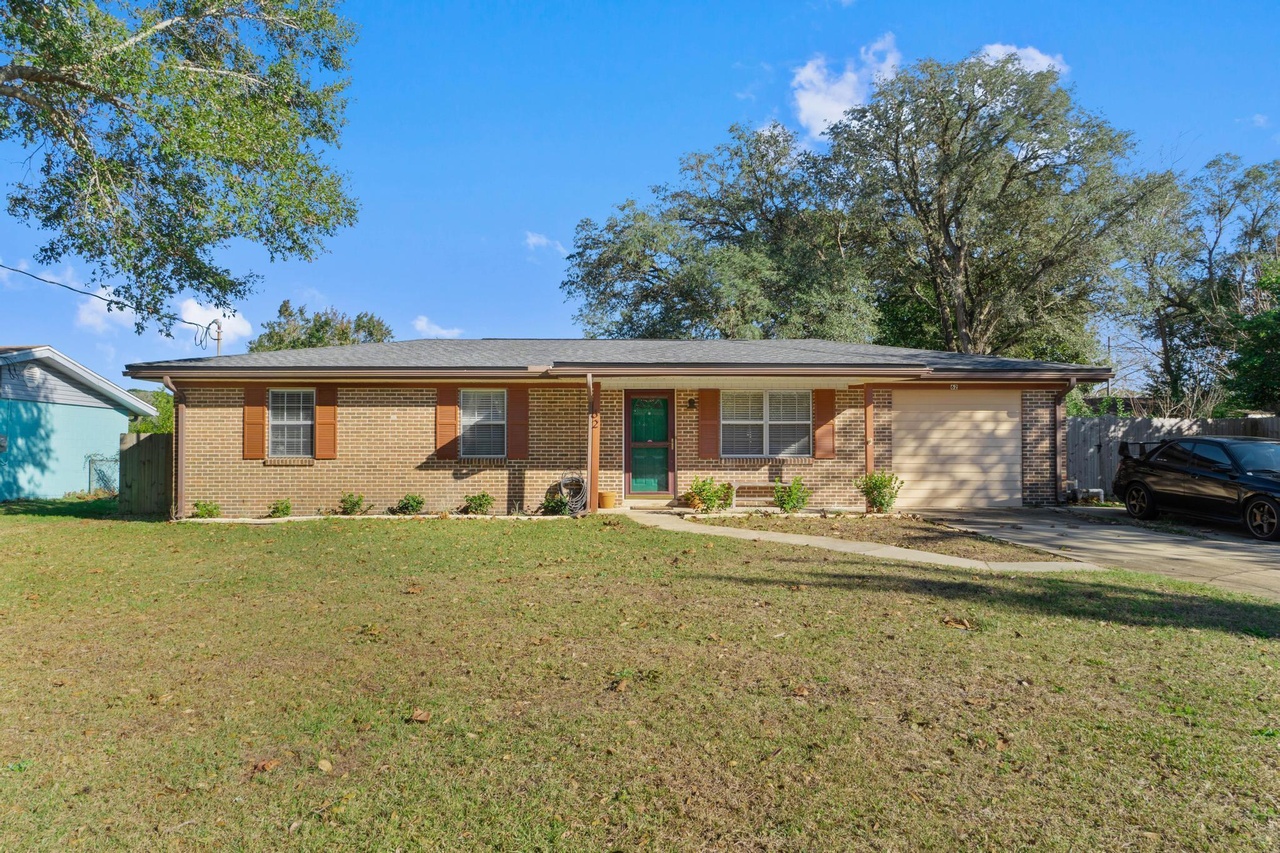 62 11Th St, Shalimar, FL 32579 | MLS# 888895 | Redfin