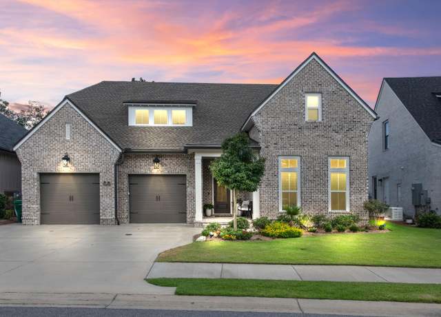 Property at 1668 Ella Ln, Niceville, FL 32578, 5 beds, 4.5 baths