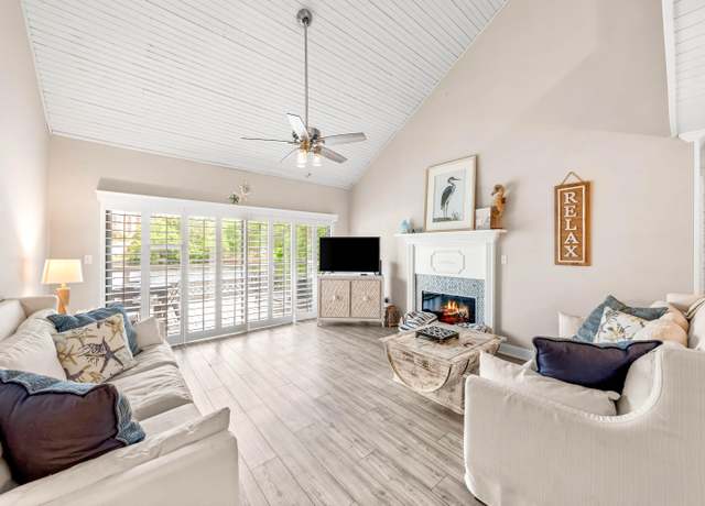 Property at 5209 Beachwalk Dr, Miramar Beach, FL 32550, 3 beds, 3 baths