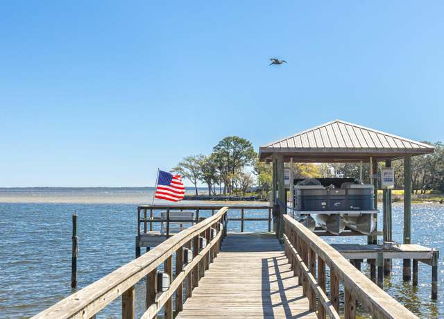 Property at 256 N Blue Heron Dr, Santa Rosa Beach, FL 32459, 3 beds, 3 baths