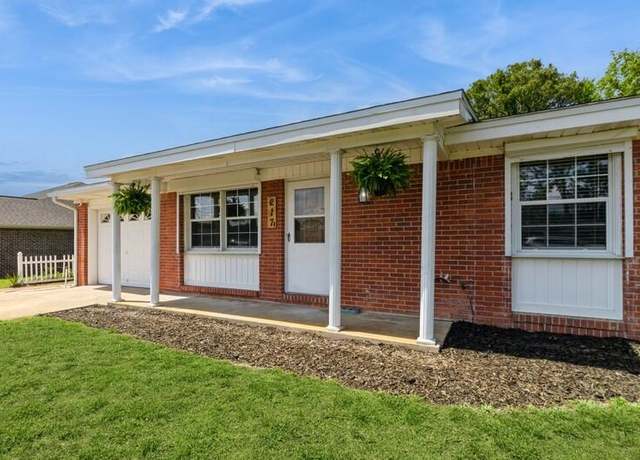 Property at 217 NW Martisa Rd, Fort Walton Beach, FL 32548, 3 beds, 2 baths
