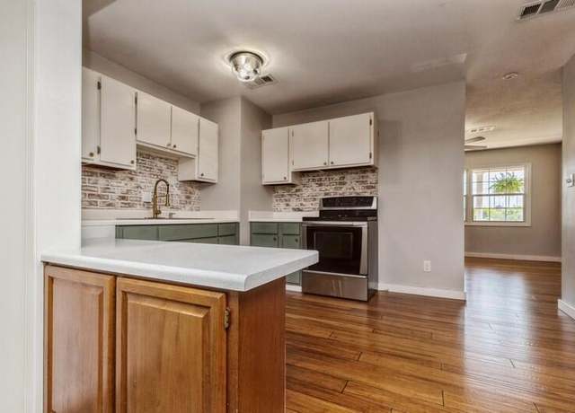 Property at 217 NW Martisa Rd, Fort Walton Beach, FL 32548, 3 beds, 2 baths