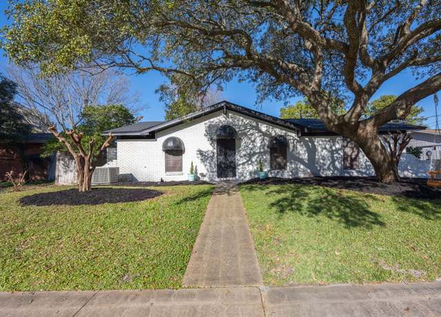 Property at 613 Sea Oats Dr, Destin, FL 32541, 3 beds, 2 baths