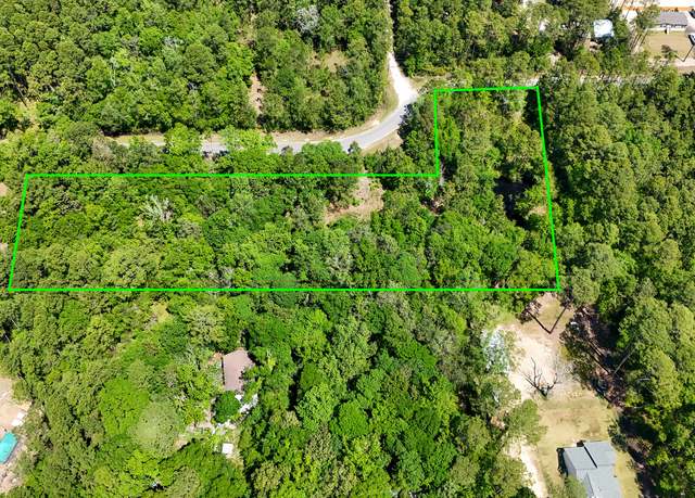 Property at 420 Shadow Ln, Freeport, FL 32439