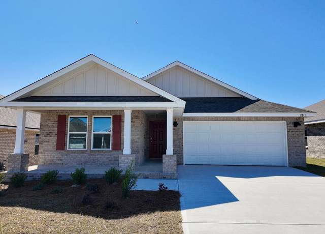 Property at 2873 Patriot Ridge Dr, Crestview, FL 32539, 5 beds, 3 baths