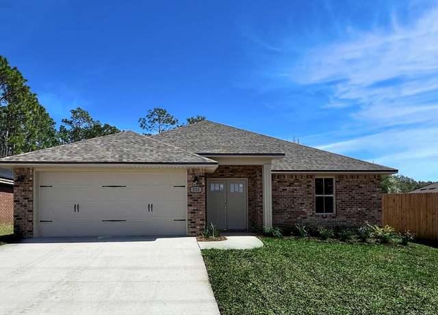 Property at 320 Cassady Ln, Crestview, FL 32539, 3 beds, 2 baths